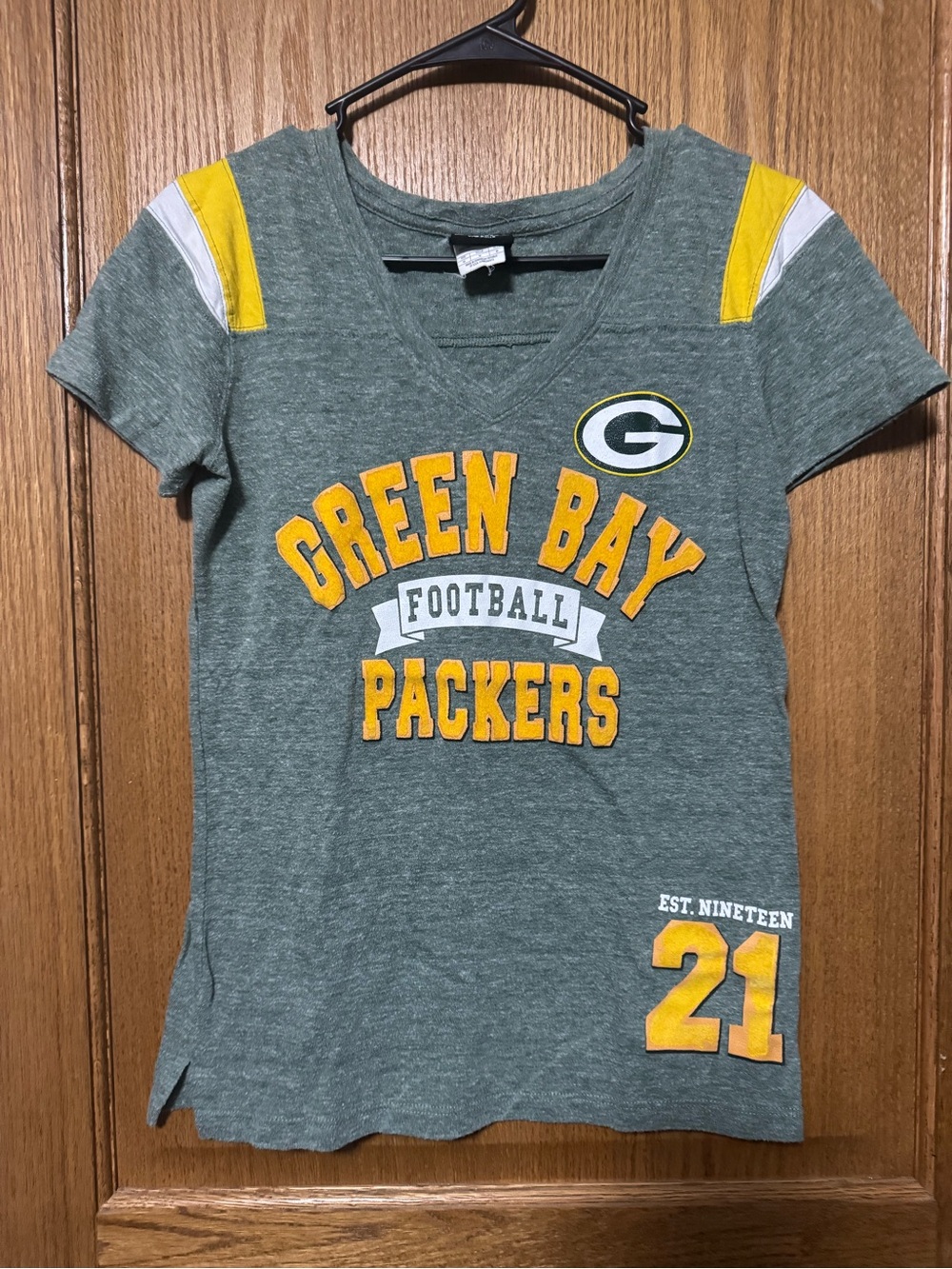 NFL Green Bay Packers Girls' Gray & Yellow Short-Sleeve Tee